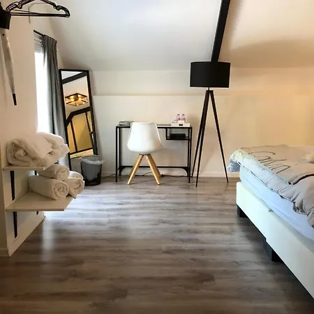 Nocleg ze śniadaniem Jardin Du Marais 3*