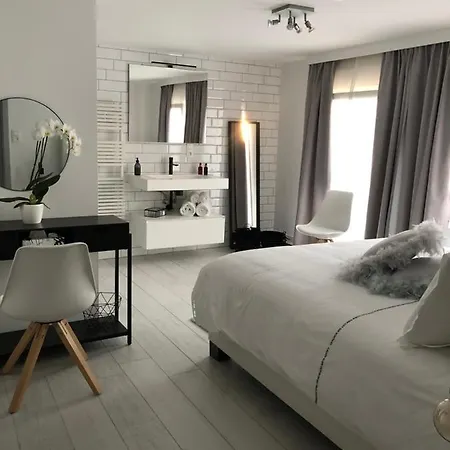 Bed & Breakfast Jardin Du Marais