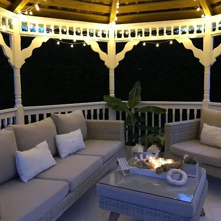 Bed & Breakfast Jardin Du Marais 3*